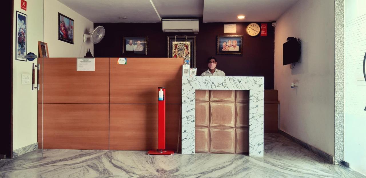 Hotel Sar Kamla Dham Skd Vrindavan Fully Vaccinated Staff エクステリア 写真
