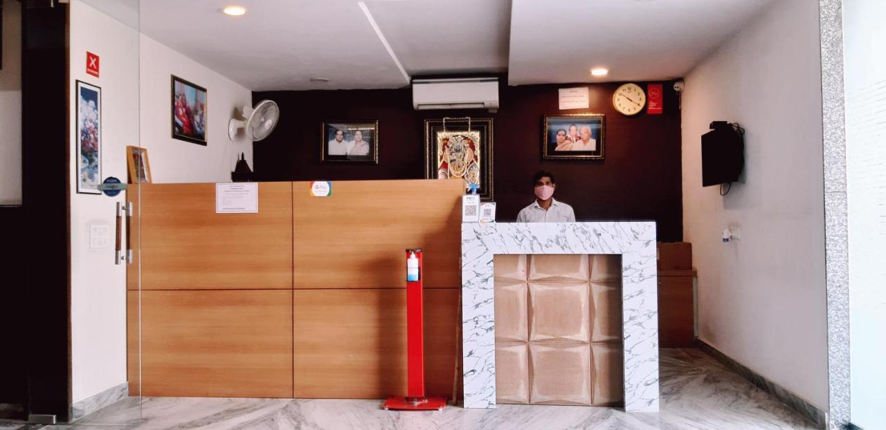 Hotel Sar Kamla Dham Skd Vrindavan Fully Vaccinated Staff エクステリア 写真