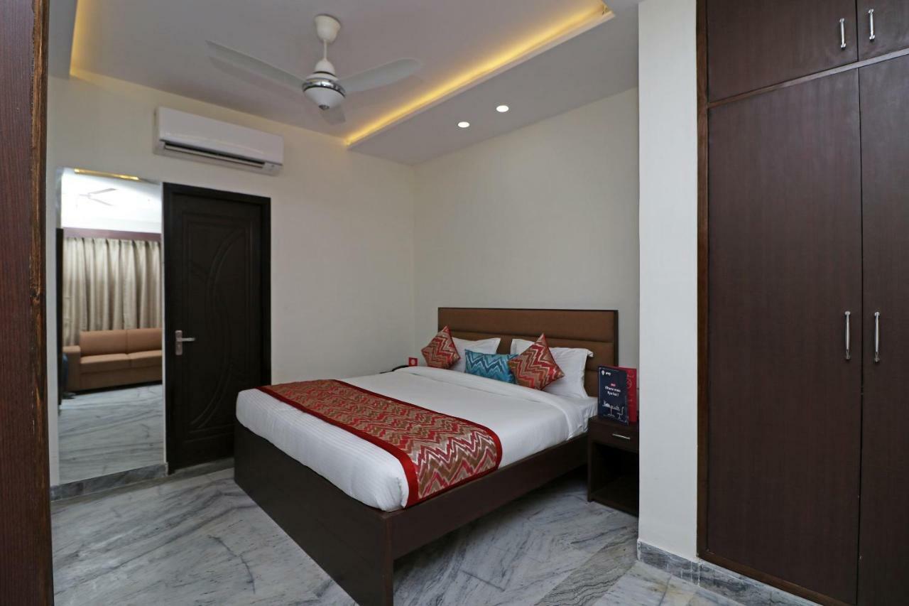 Hotel Sar Kamla Dham Skd Vrindavan Fully Vaccinated Staff エクステリア 写真